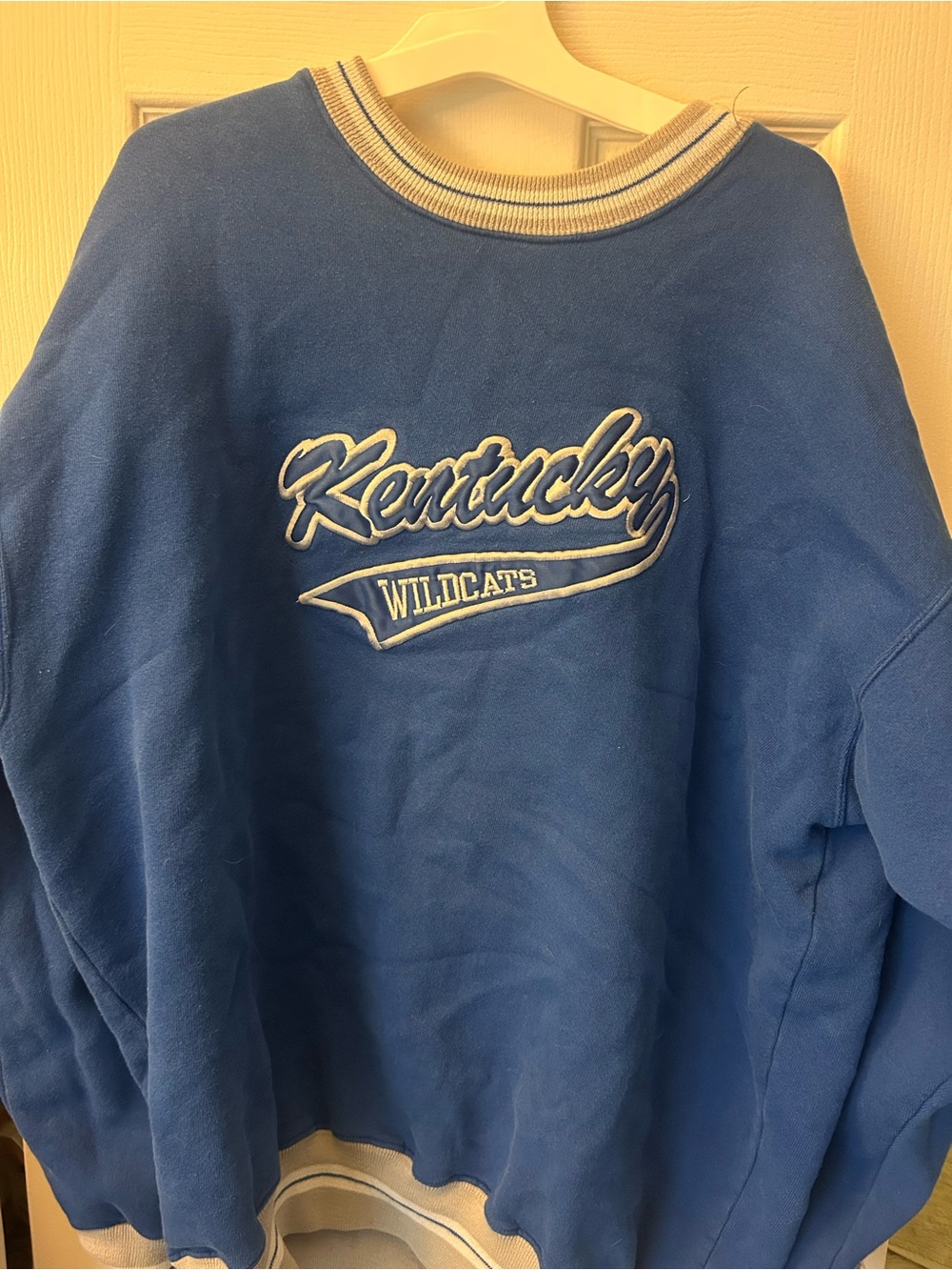 Vintage Kentucky Wildcats Blue Crewneck Sweatshirt